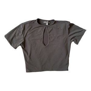 Motel Rocks dark gray crop top